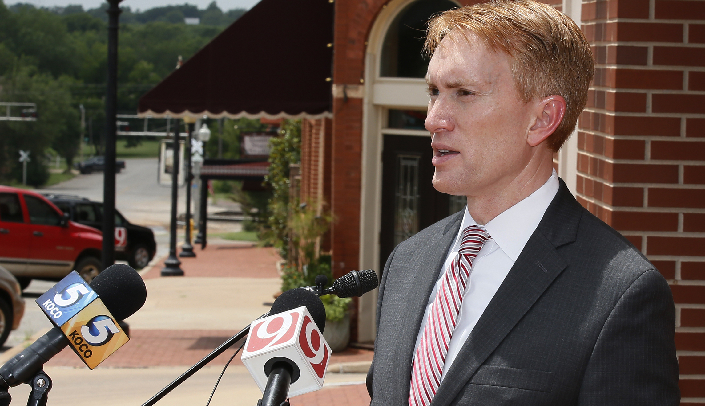GOP senator: FBI agent’s political text messages don’t taint all of Robert Mueller’s investigation