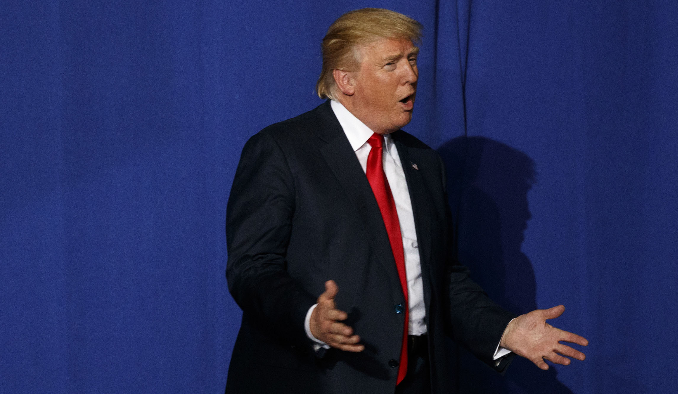 Trump approval rating drops to lowest-ever 38 percent: NBC poll