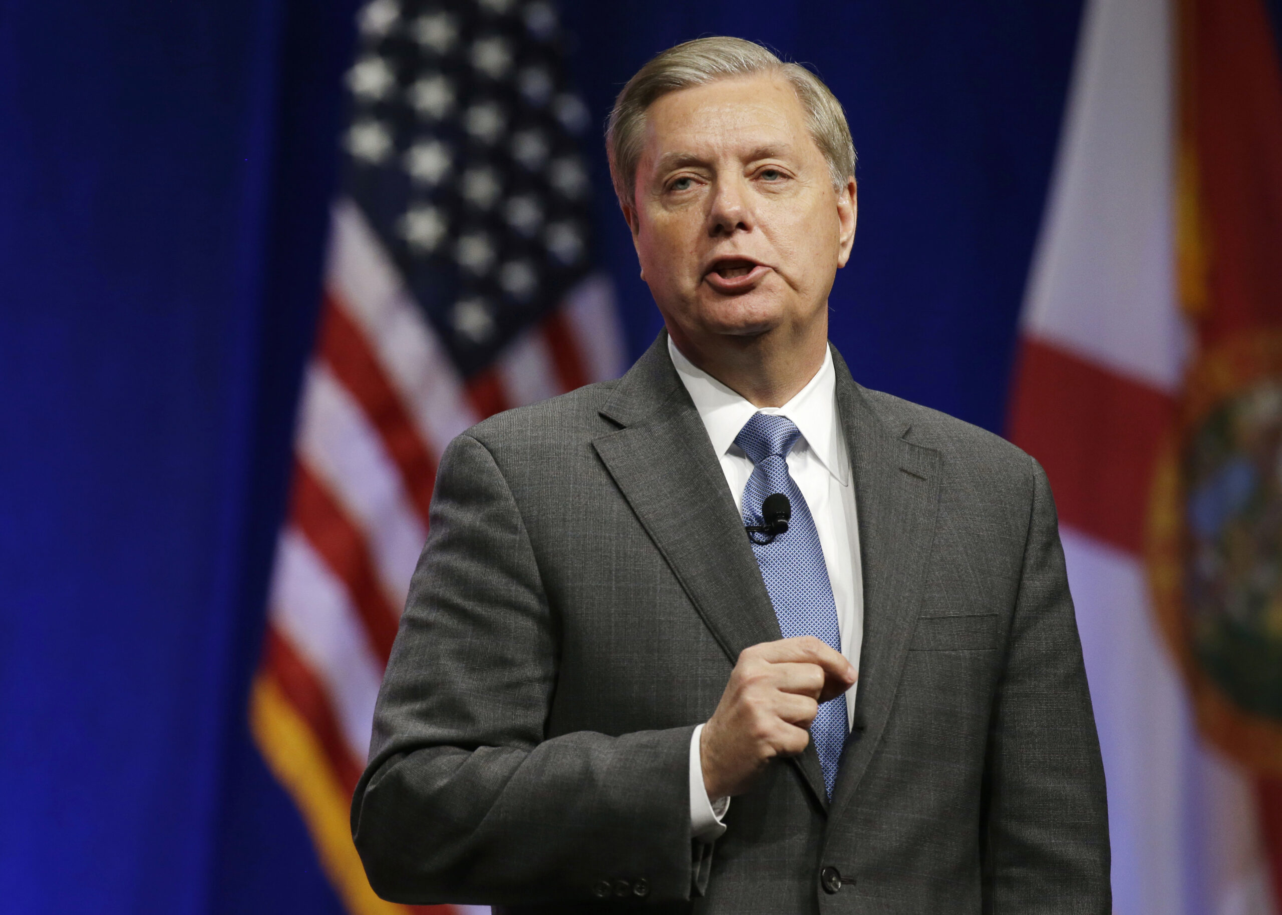 Graham wants open-ended war authorization against the Islamic State