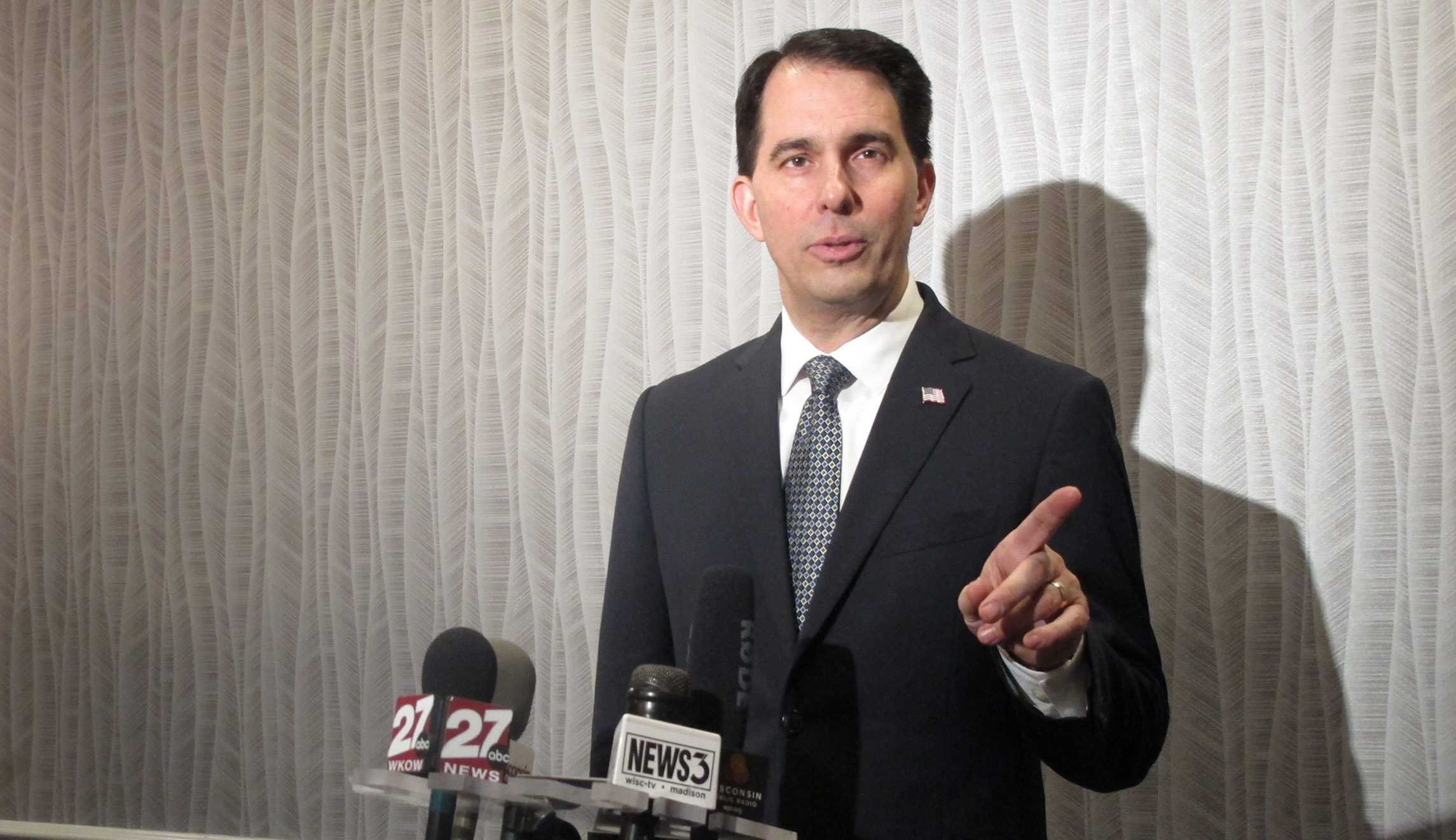 Scott Walker slams ABC for ‘playing politics’ after canceling conservative Tim Allen sitcom ‘Last Man Standing’