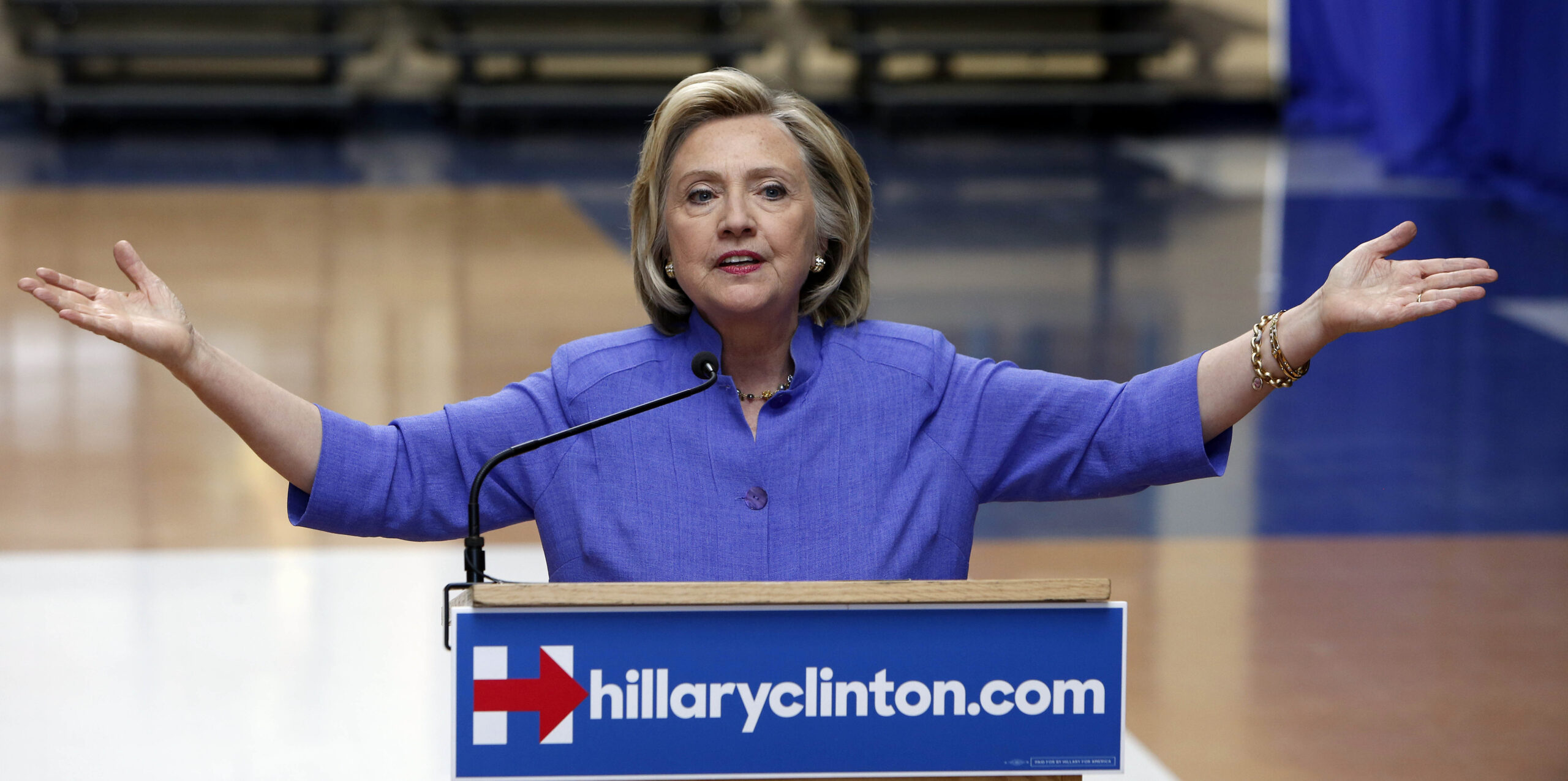 Clinton bashes Trump behavior, dismisses personal ties