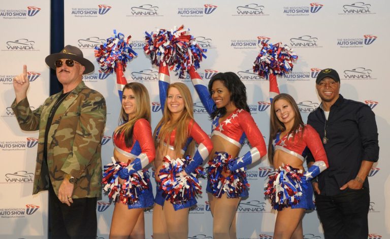 J.R. Martinez, Sgt. Slaughter give pep talk to troops