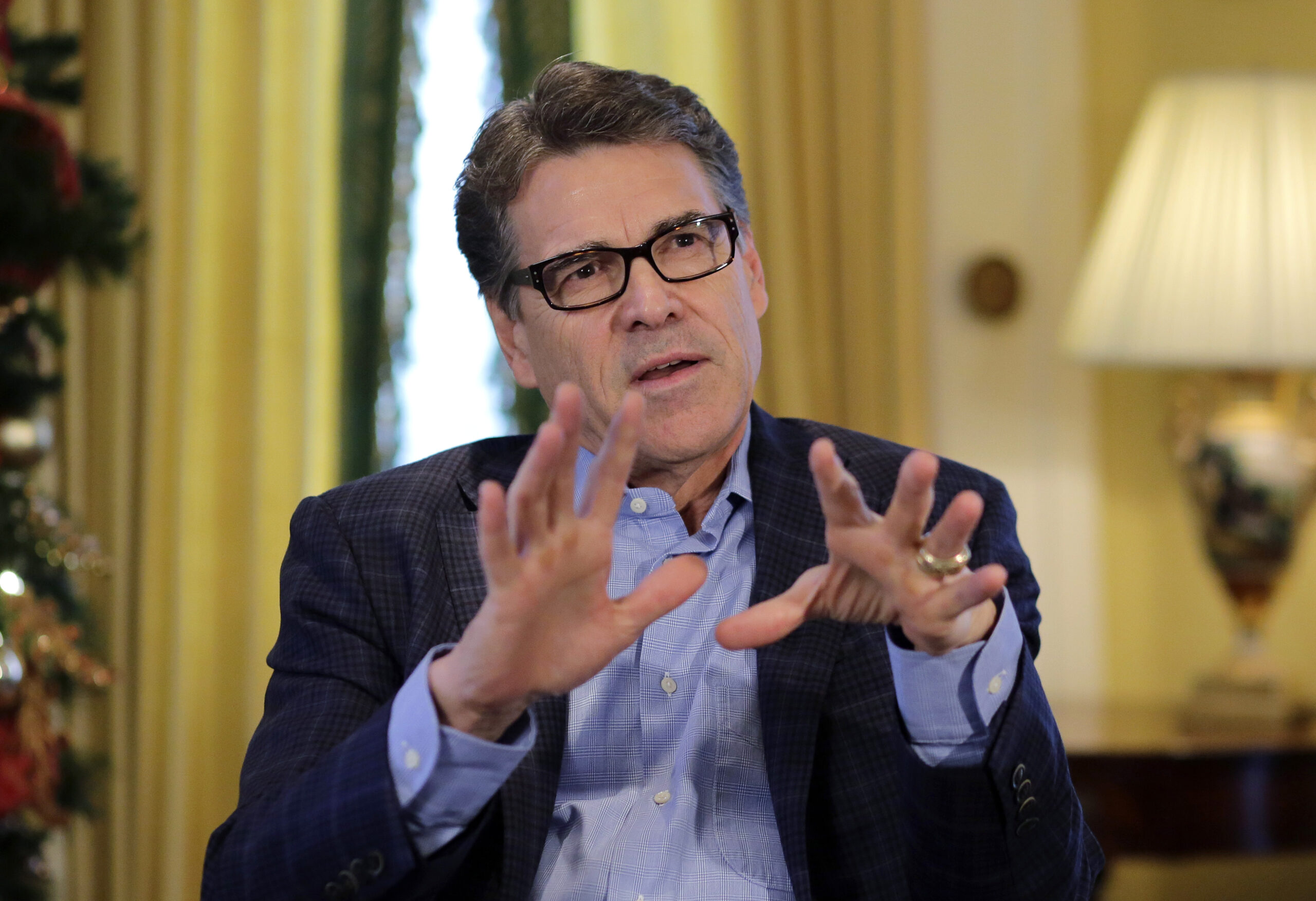 Rick Perry: ‘I am a compelling individual to support’ in 2016