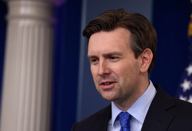 —œThere was no political effort to manipulate the information that was presented—&pound; to the public, Josh Earnest said on Tuesday. (AP Photo)