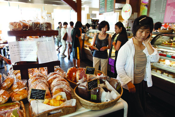 DC area outpaces nation in booming Asian, Hispanic growth