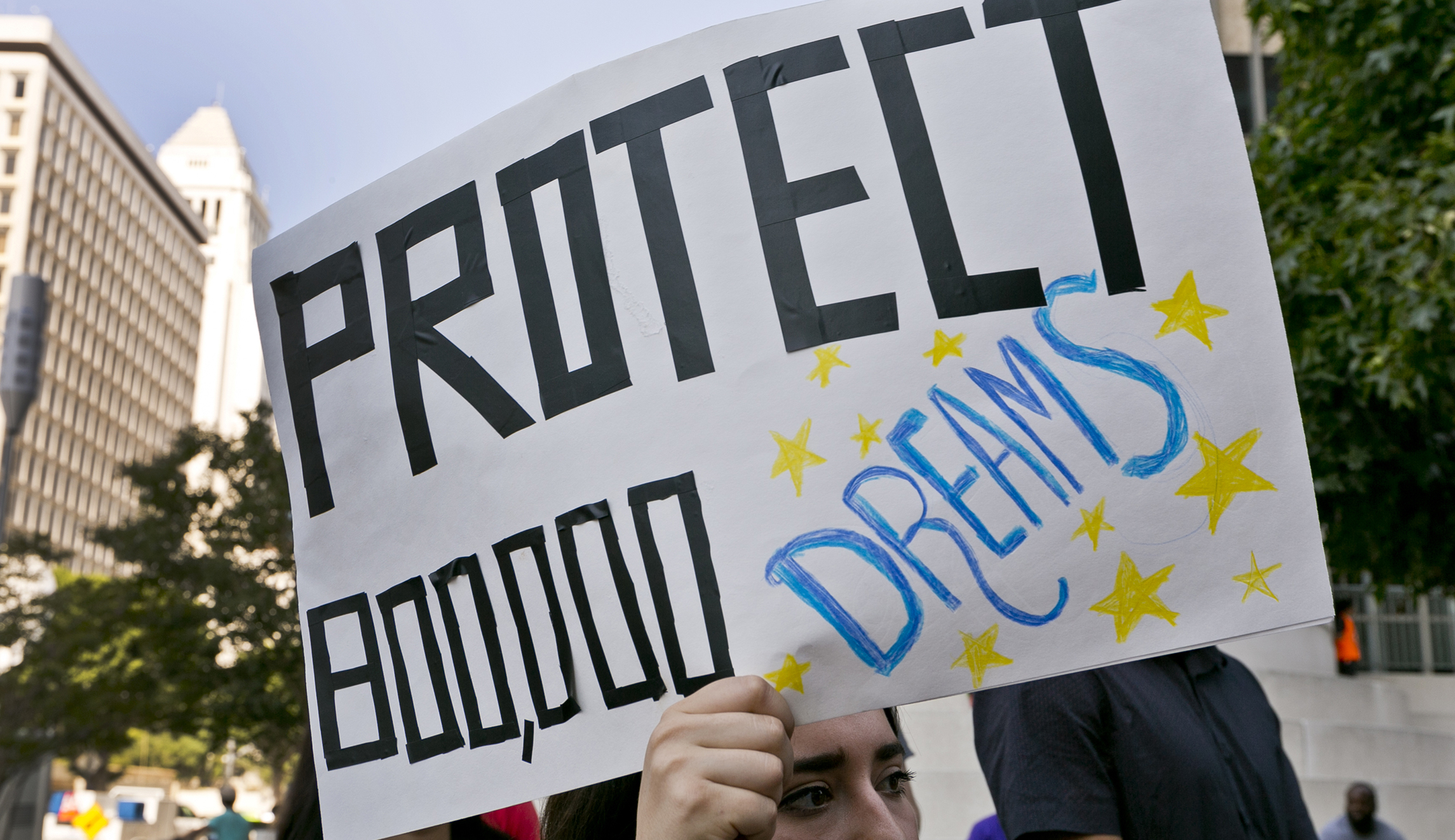 Tennessee pulls out of potential lawsuit against DACA