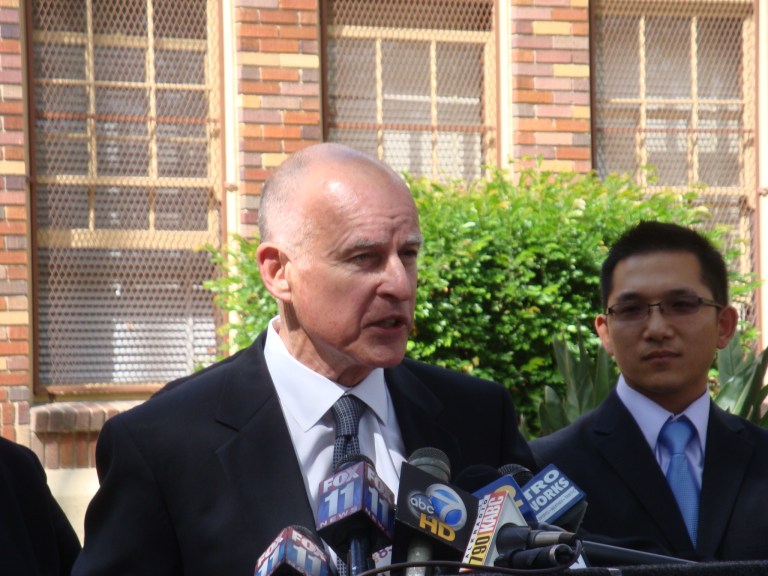 Moonbeam for Hillary