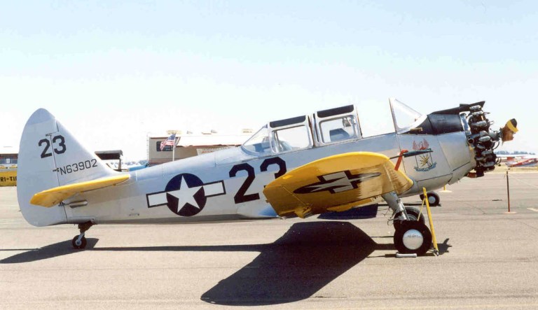 WWII plane crashes in Kansas after flyovers for Memorial Day