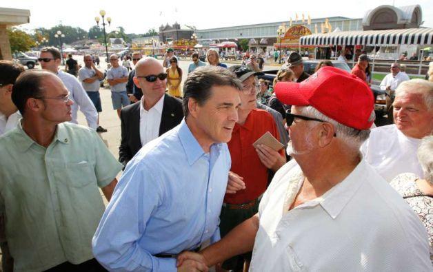 Perry leads new national poll