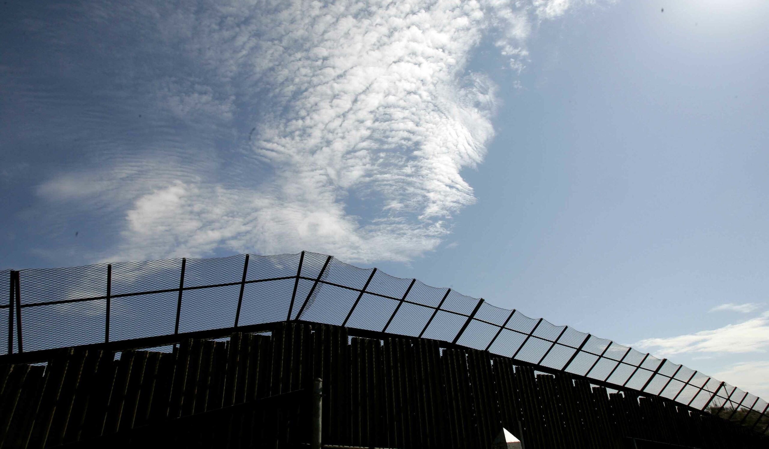 Illegal crossings cut 67% under Trump, border wall price set at $5-$8 billion