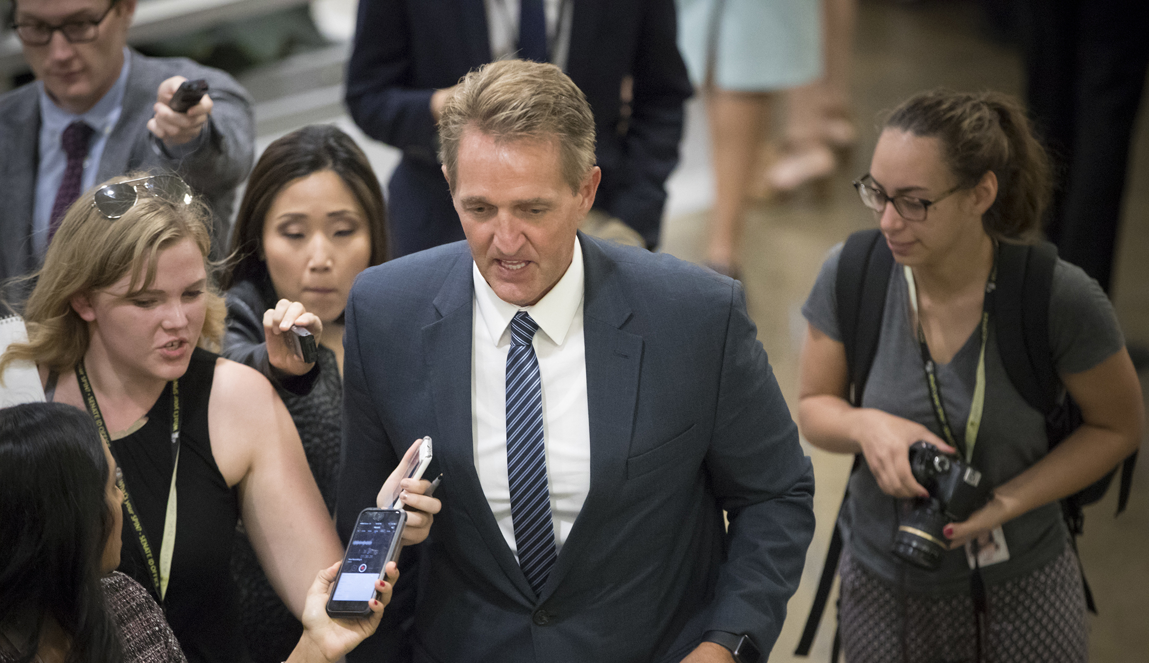 White House: Jeff Flake’s decision not to run in 2018 is ‘probably a good move’