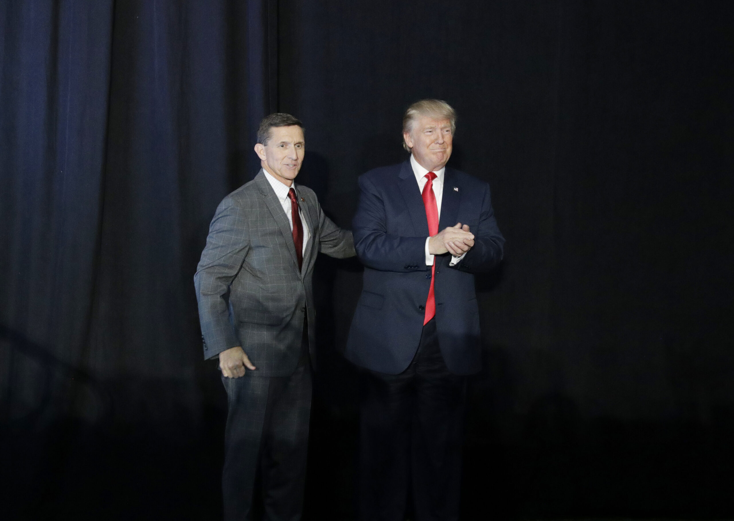 Reports: Flynn’s son forced off transition team