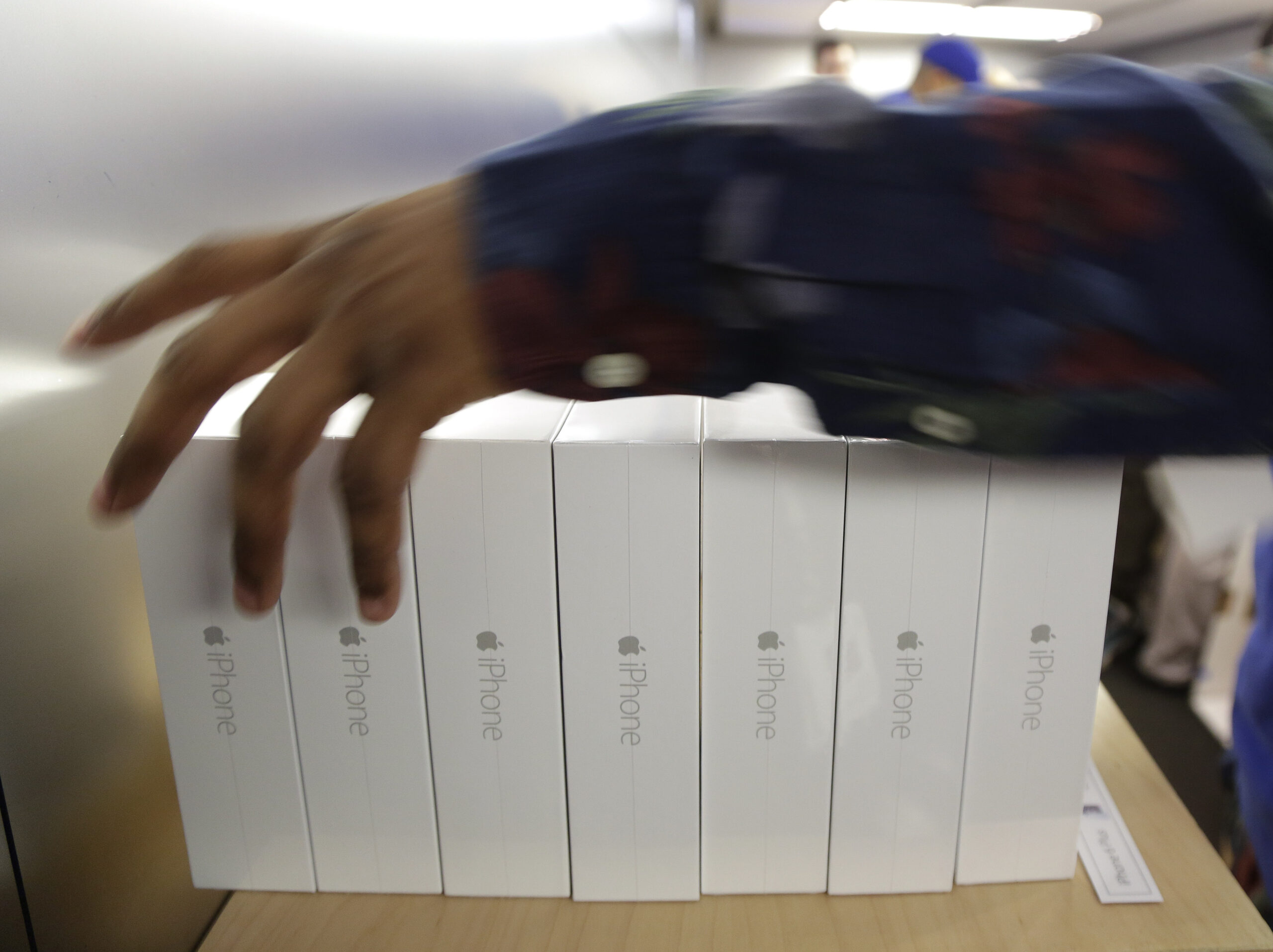 Apple: 10 million iPhone 6 and 6 Plus sold