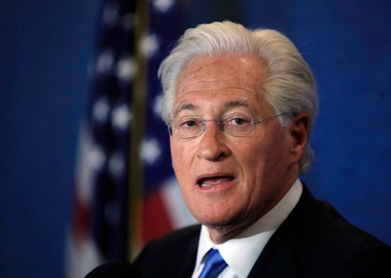 Marc Kasowitz, a personal attorney to President Trump, once spent time in rehab as he battled alcohol abuse, close associates have said. (AP Photo/Manuel Balce Ceneta)