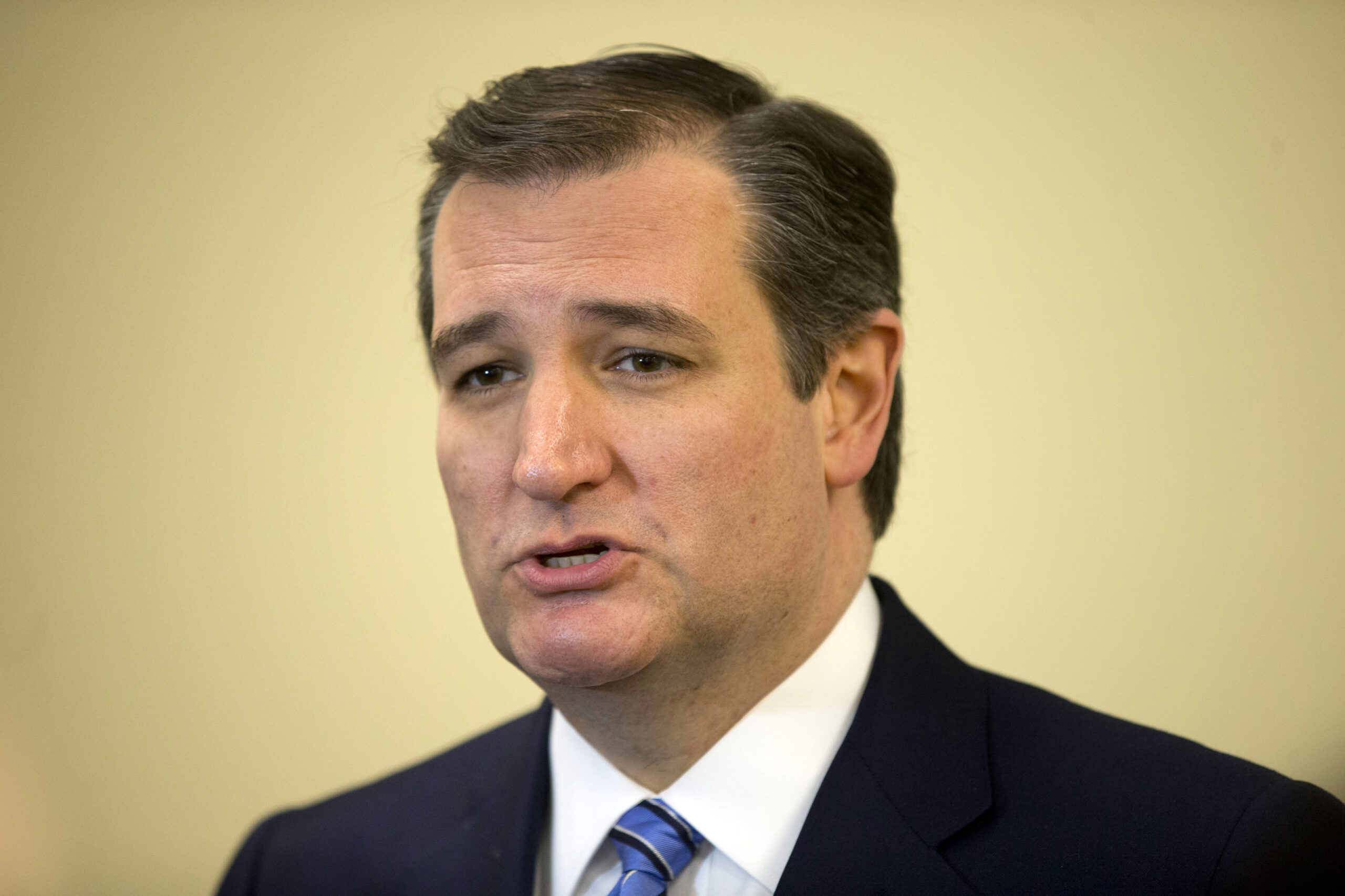 Cruz demands ad be immediately removed from airwaves