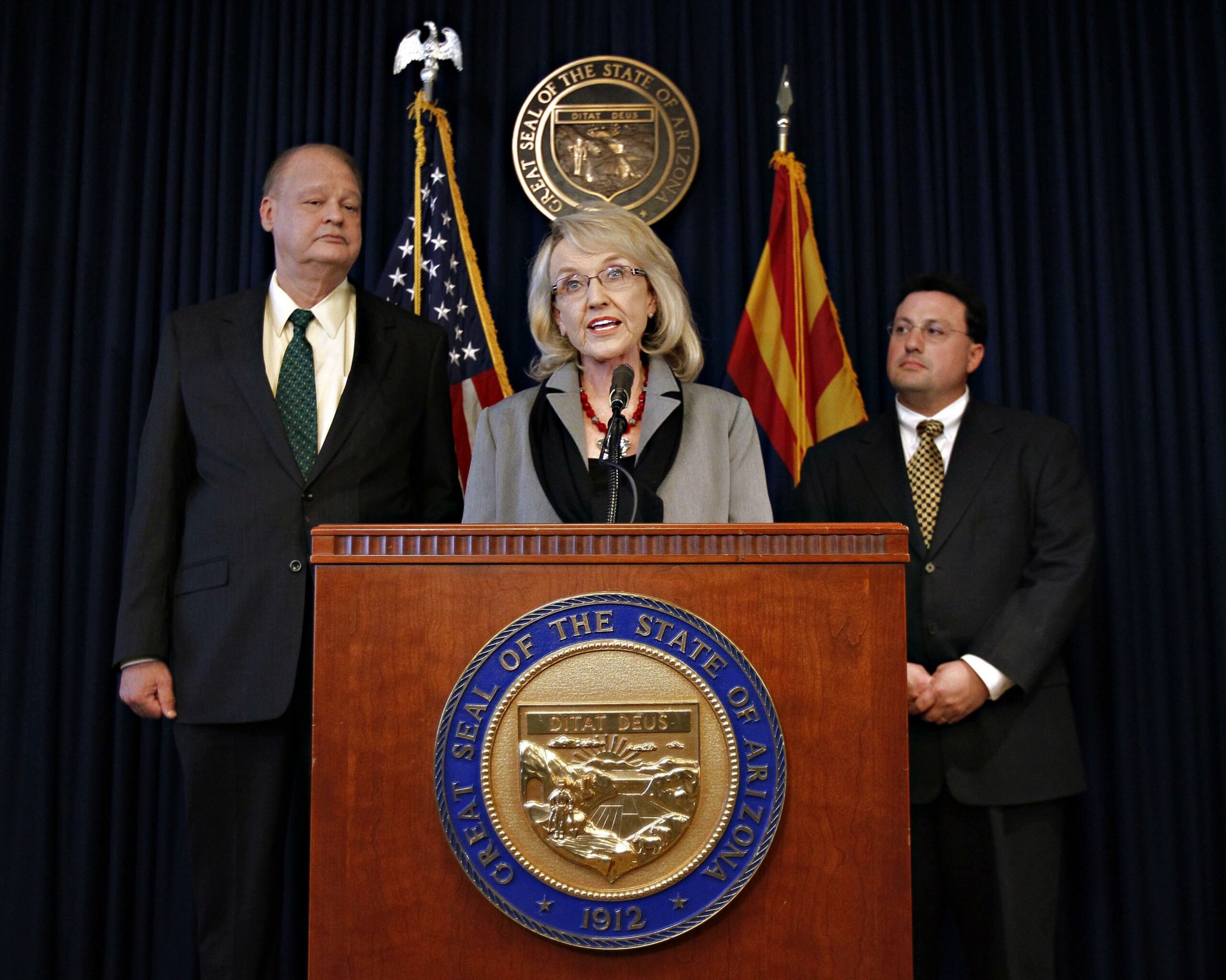 Blockbuster AZ immigration law headed to Supremes