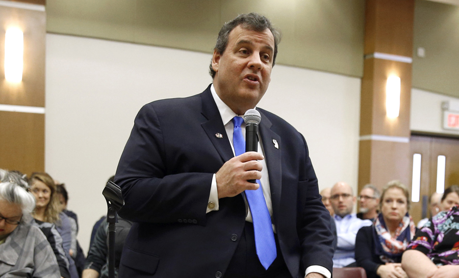 Christie looking to be the top governor in Iowa