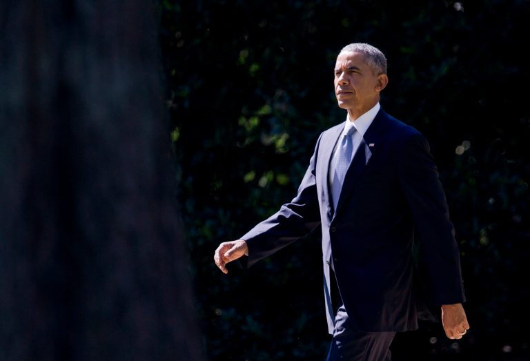 President Barack Obama said Wednesday night that he would veto a House bill that would defund Planned Parenthood.Â (AP Photo/Manuel Balce Ceneta)