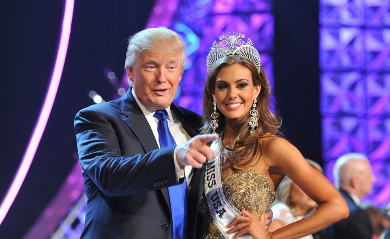 A statement released Thursday by Univision said Donald Trump and the network were "pleased to announce that they have settled their litigation arising from Univision's decision not to broadcast the Miss Universe and Miss USA pageants." (AP Photo/Jeff Bottari, File)