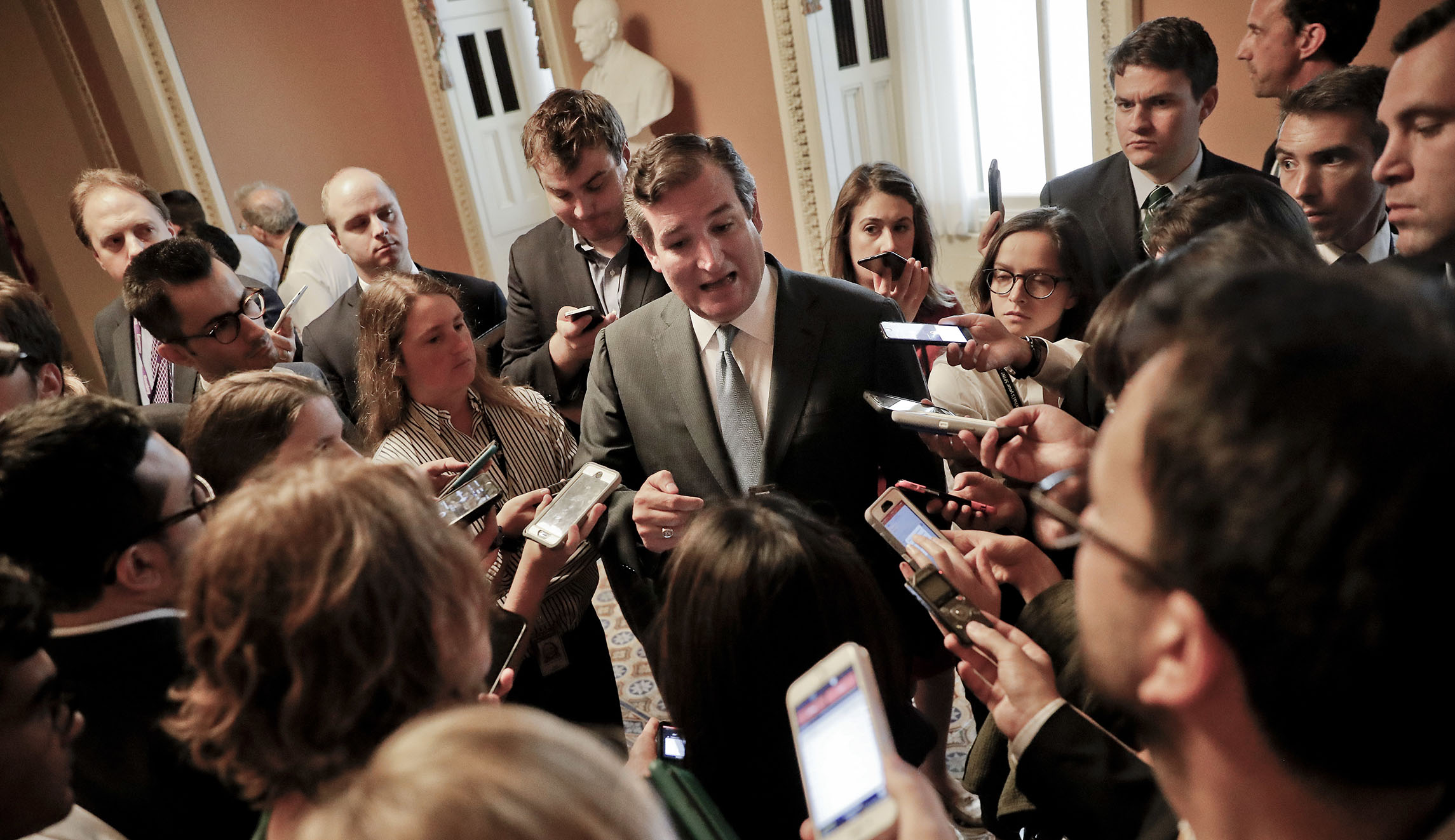 Ted Cruz wades into tax debate calling for hard right tax bill