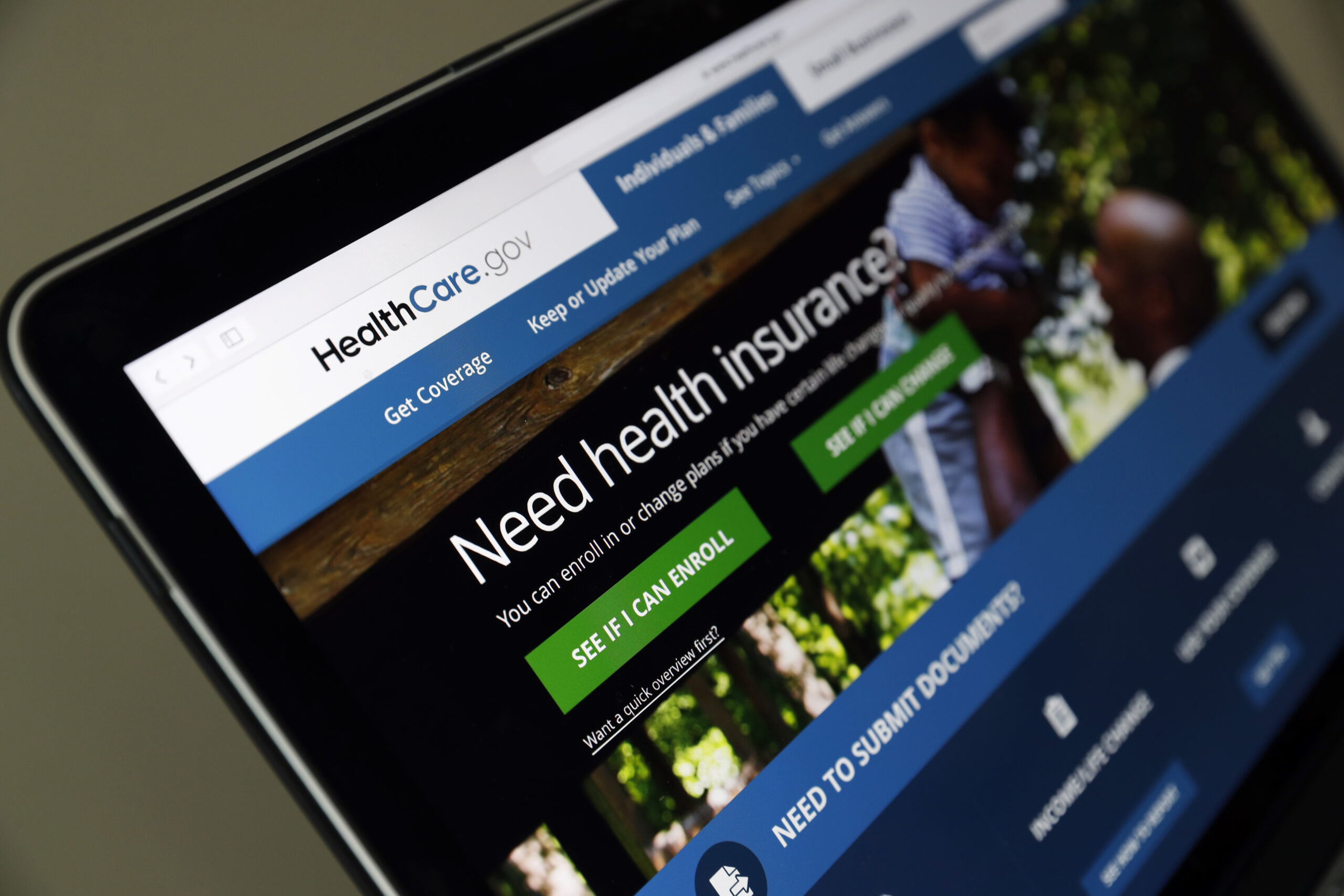 Medical and business groups plead with Congress to fund Obamacare payments after Trump cut them off