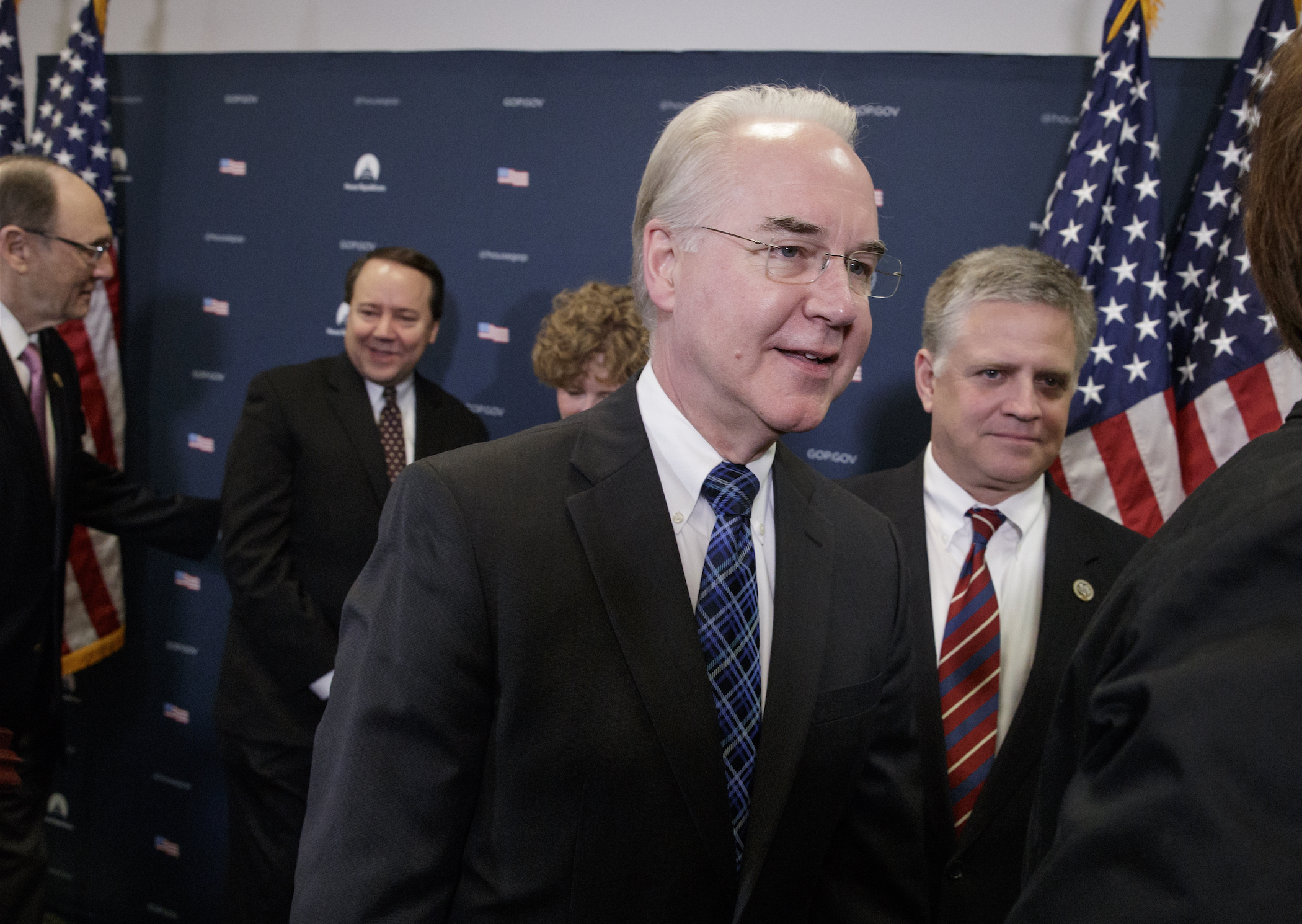 GOP senators urge change to short-term insurance