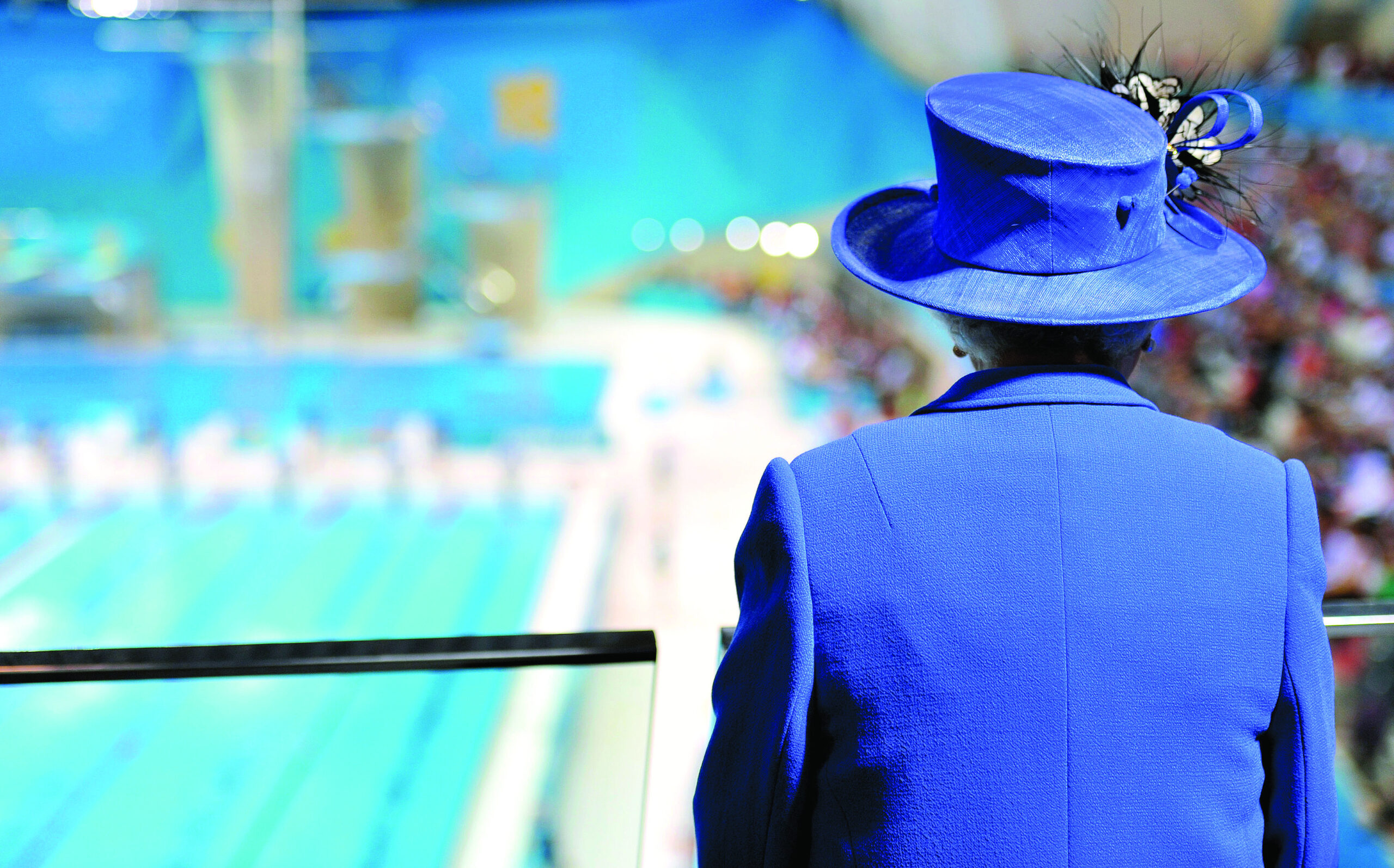 Queen tours Olympic Park after debut as Bond Girl