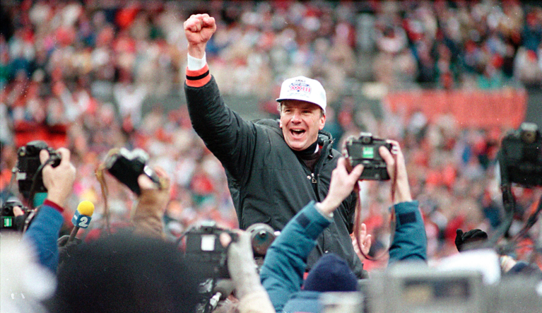 Fidel Castro and Mao Zedong got nicer obituaries from New York Times than late NFL coach