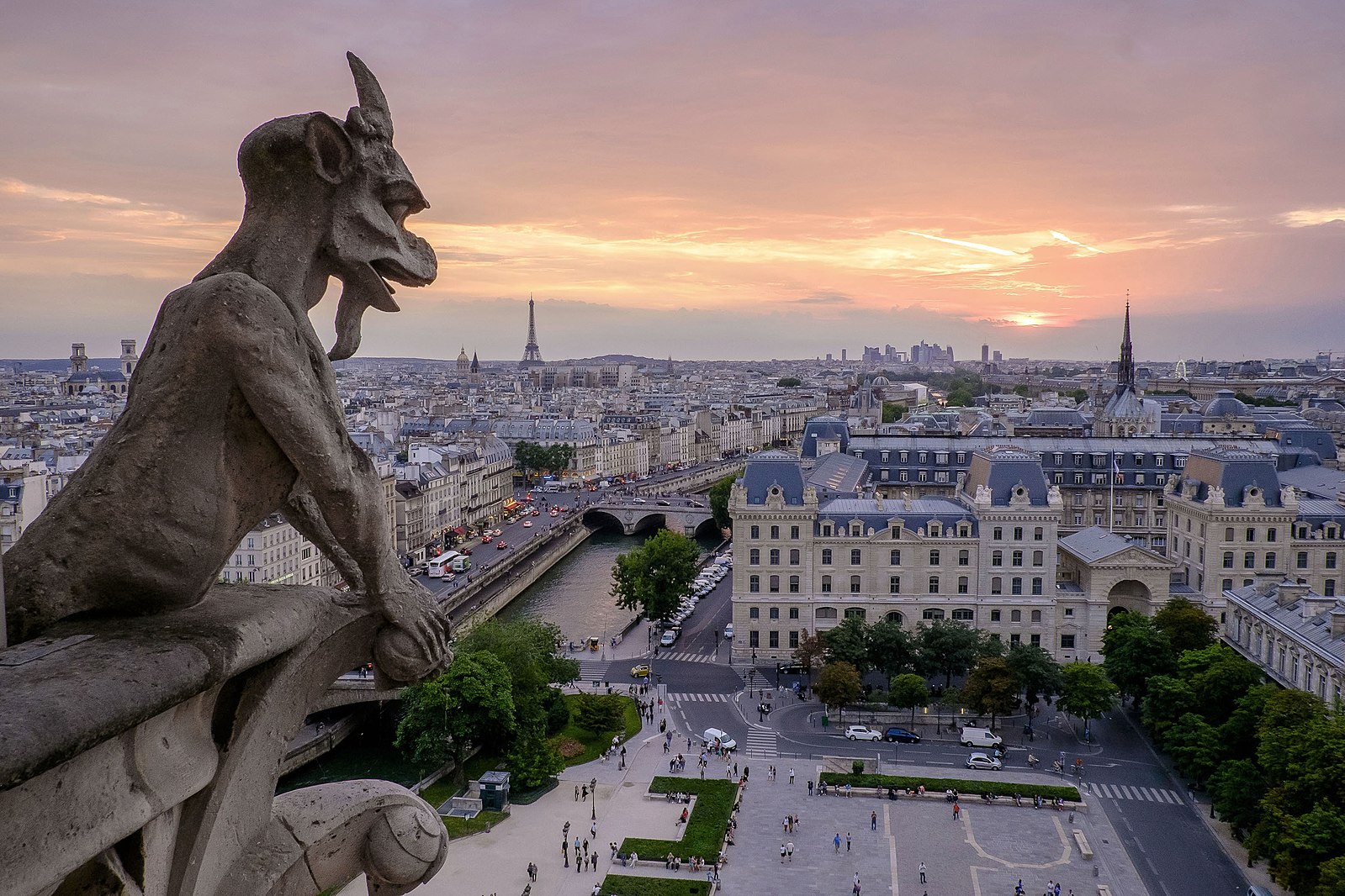 Prufrock: Russell Kirk’s Politics, the End of Dictionaries, and a History of Notre Dame’s Gargoyles