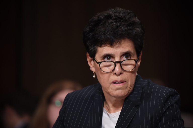 Fact Check: Does This Photo Show Hillary Clinton With Dr. Ford’s Lawyer?