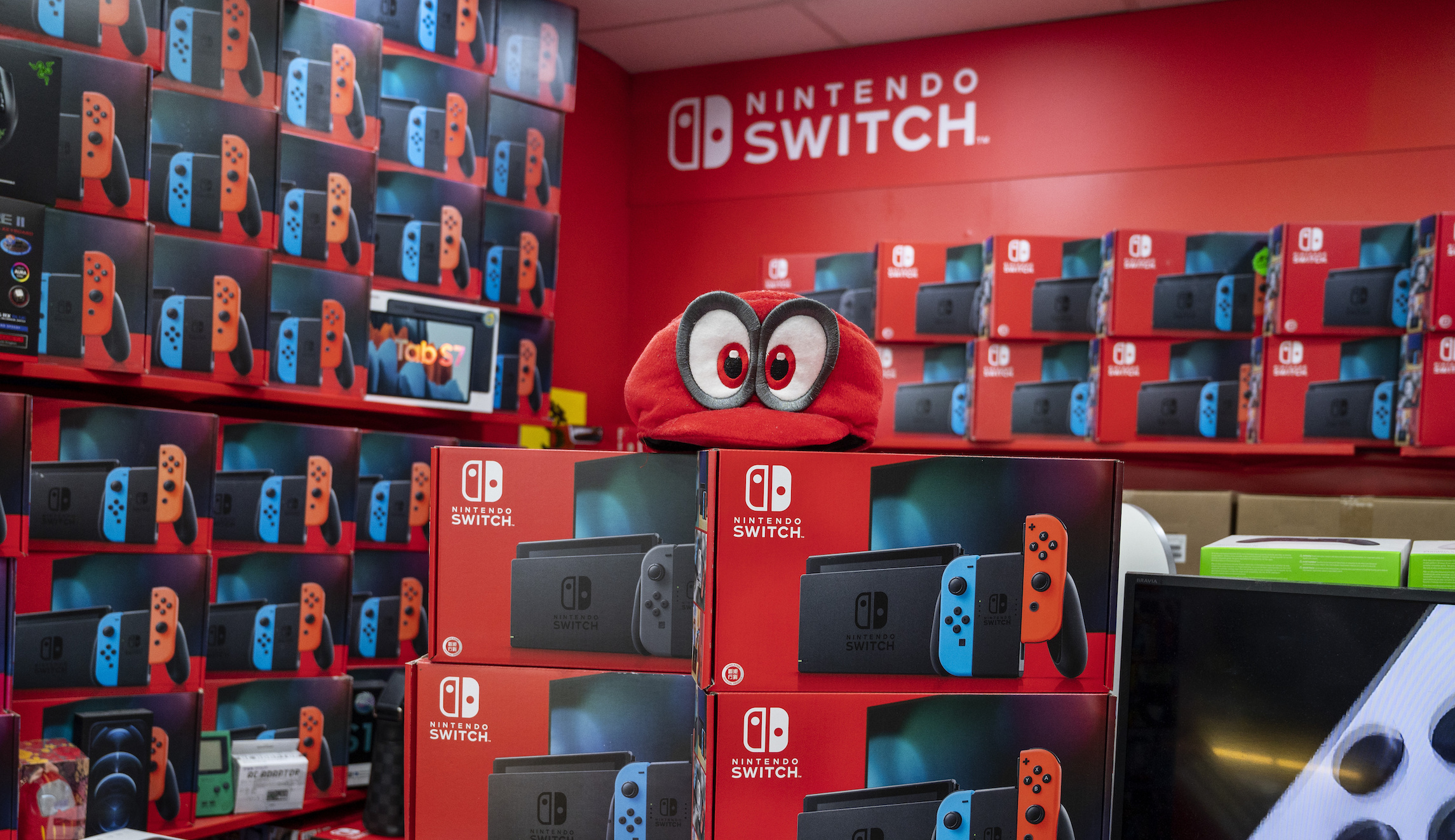 Nintendo Switch becomes bestselling home console in history