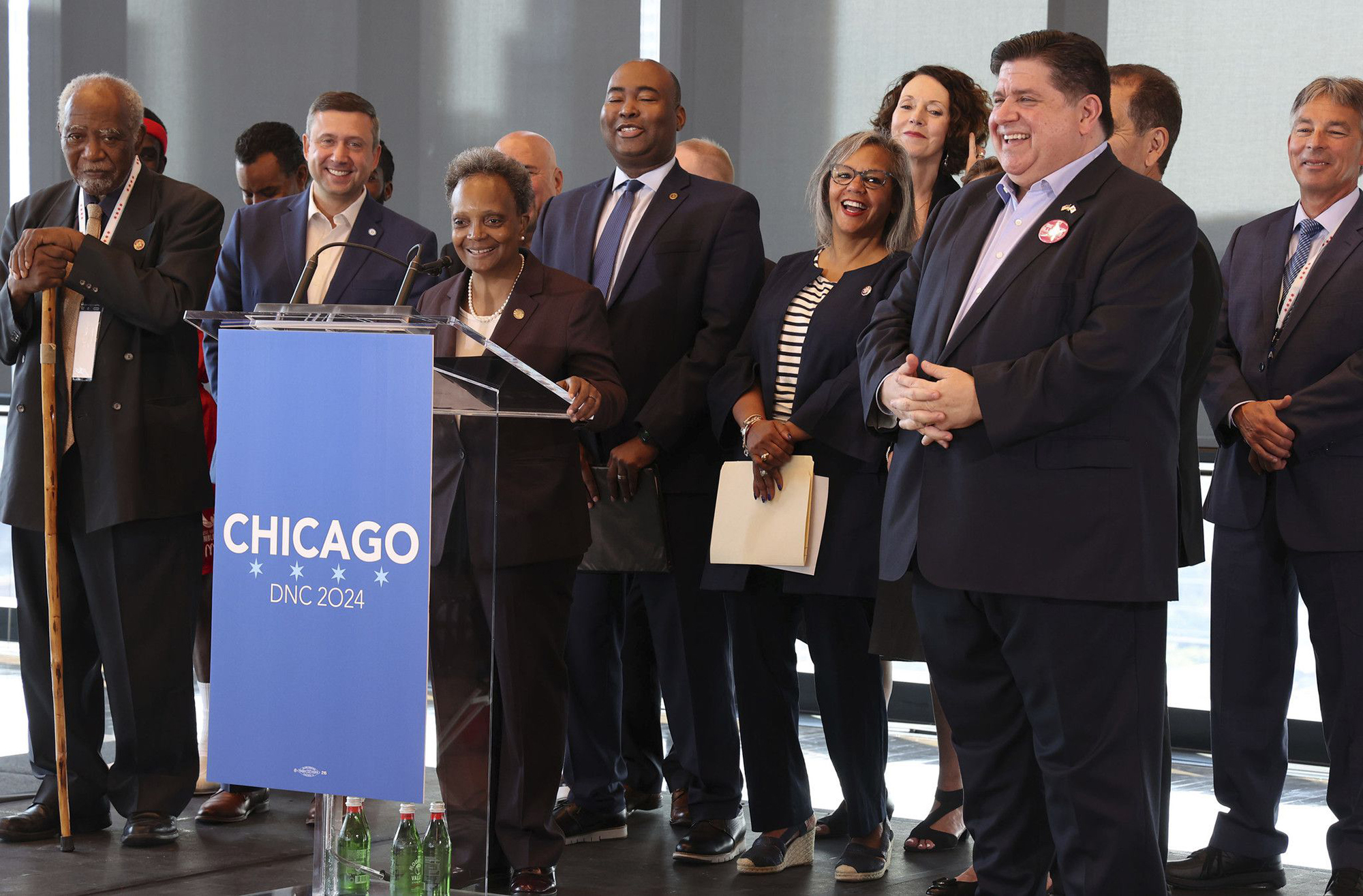 Midwestern Democrats urge Biden to choose Chicago for DNC convention