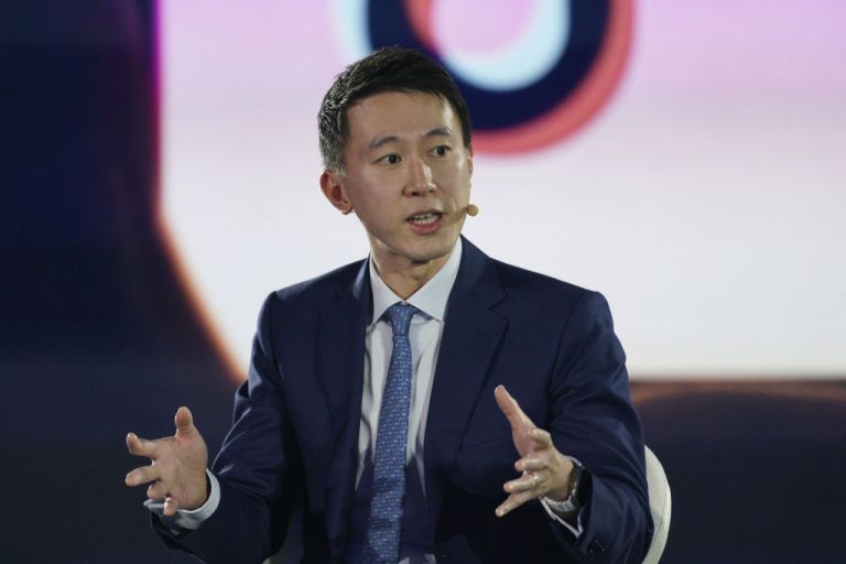 Shou Zi Chew, chief executive officer of TikTok Inc., speaks during the Bloomberg New Economy Forum in Singapore, on Wednesday, Nov. 16, 2022.