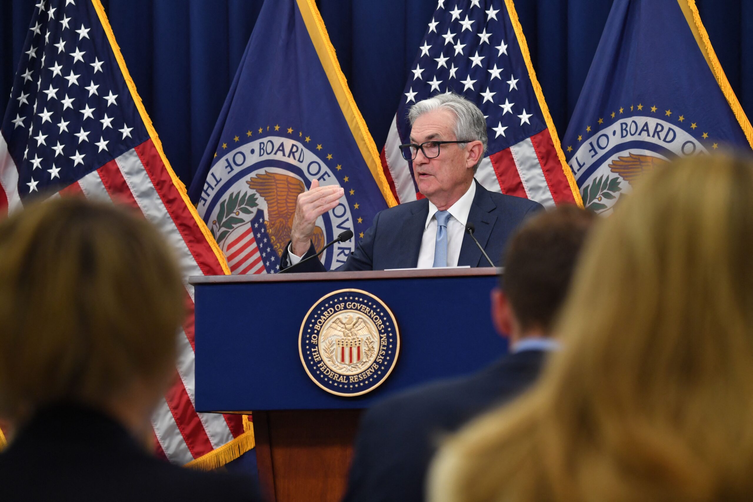 US-ECONOMY-BANK-RATE-INFLATION