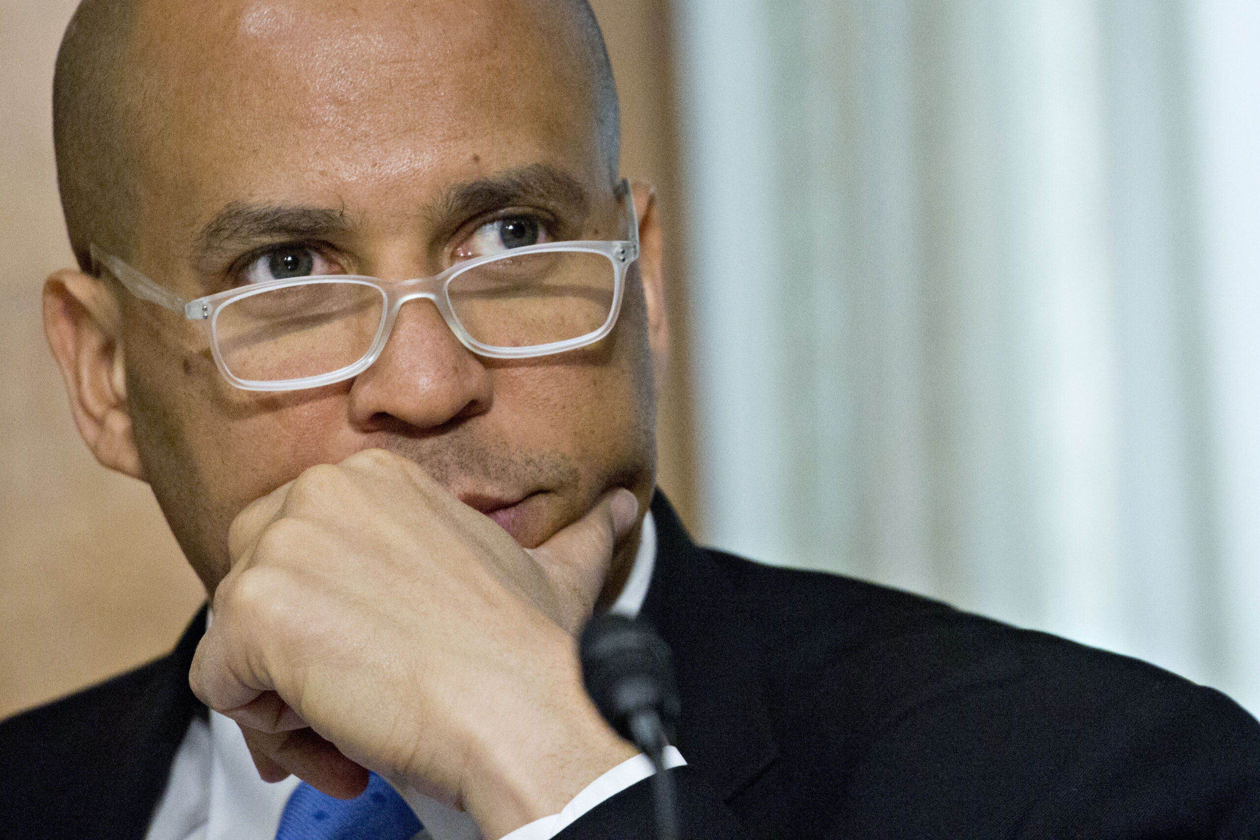 Who Will Lead the Democrats? Who Knows?