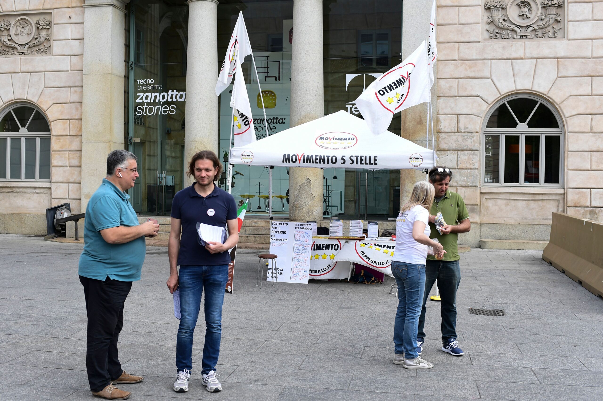 Italy’s Establishment Runs Out of Tricks