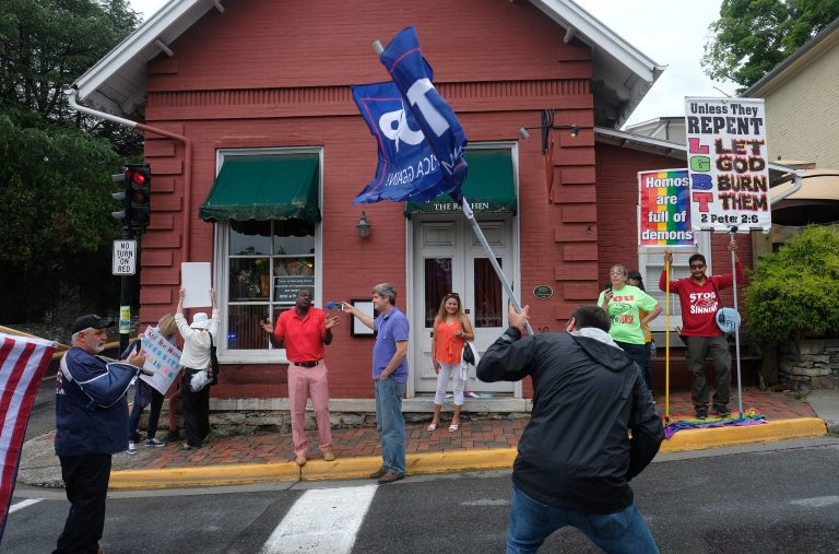 Fact Check: Did The Owner of The Red Hen Threaten Sarah Huckabee Sanders After She Left The Restaurant?