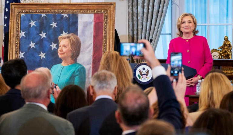 Hillary Clinton can’t resist dig at Trump during State Department portrait unveiling