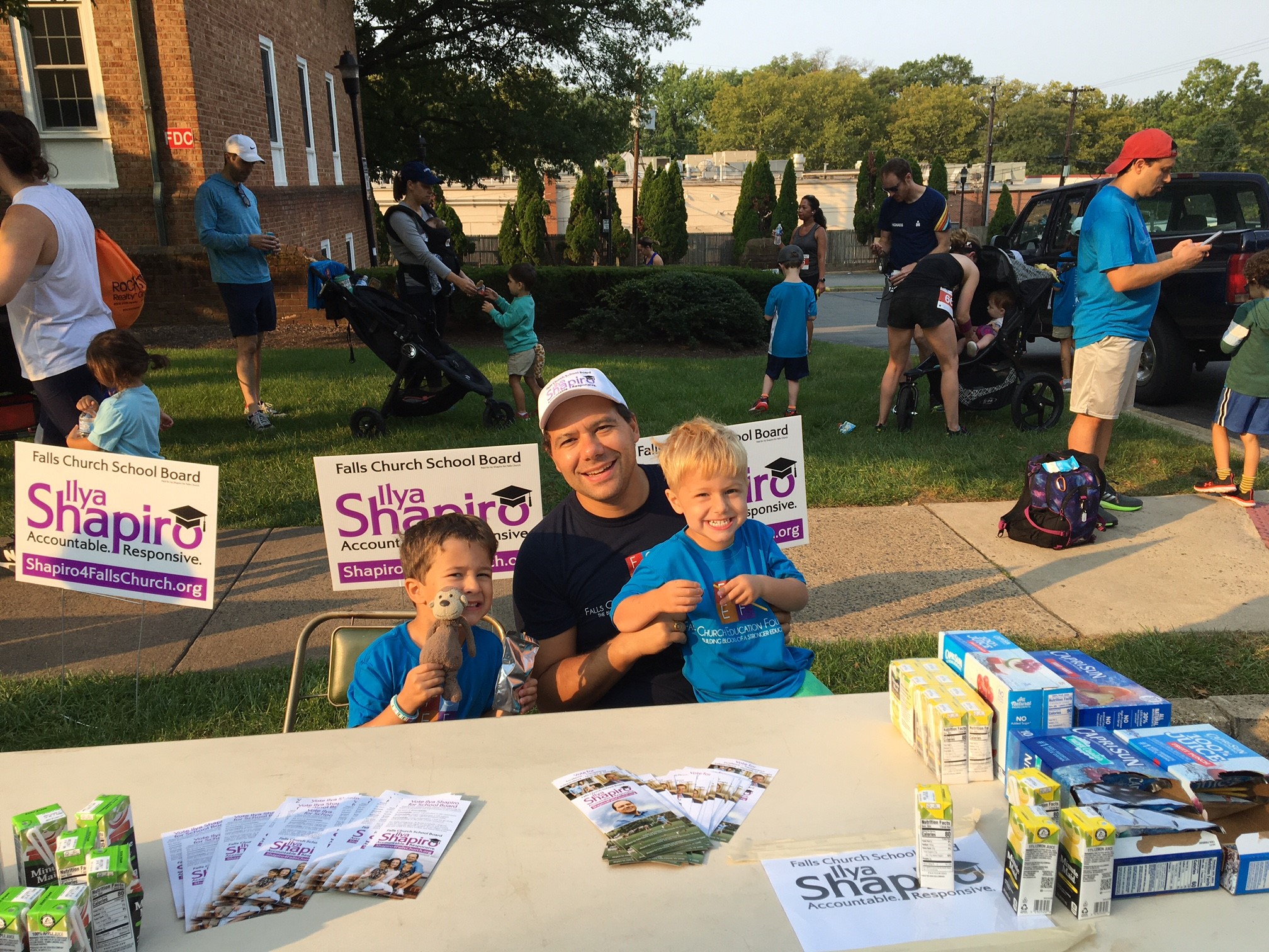 Ilya & boys at Race2 (1).jpg