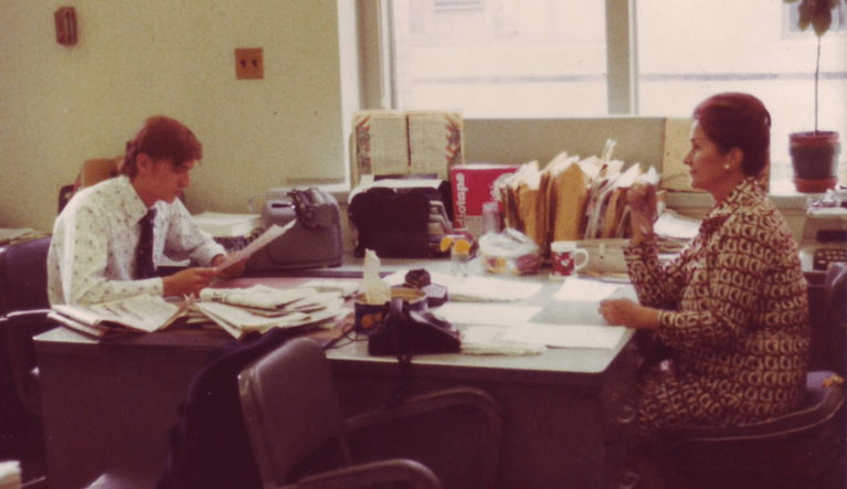 Ted LipieÅ and Zofia KorboÅska work in the Voice of America Polish Service office in Washington, D.C., in 1974.