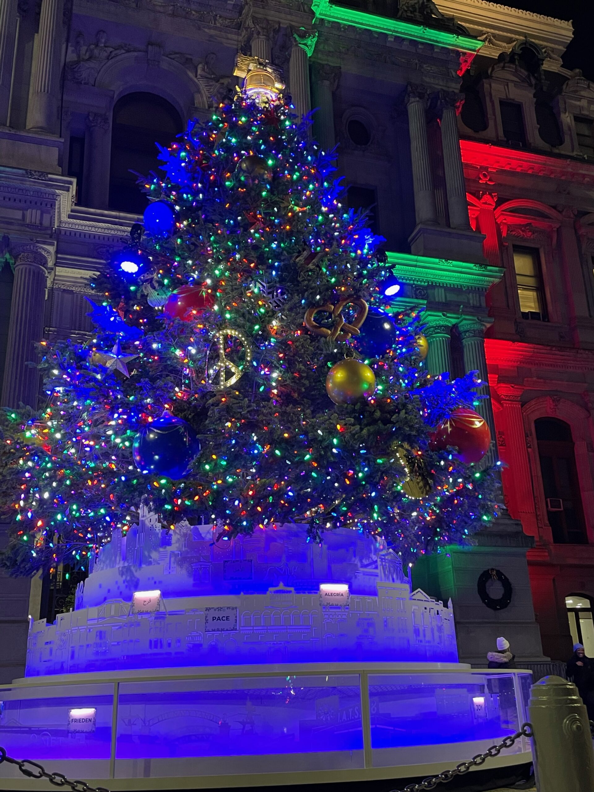 Philadelphia declares war on the Christmas tree