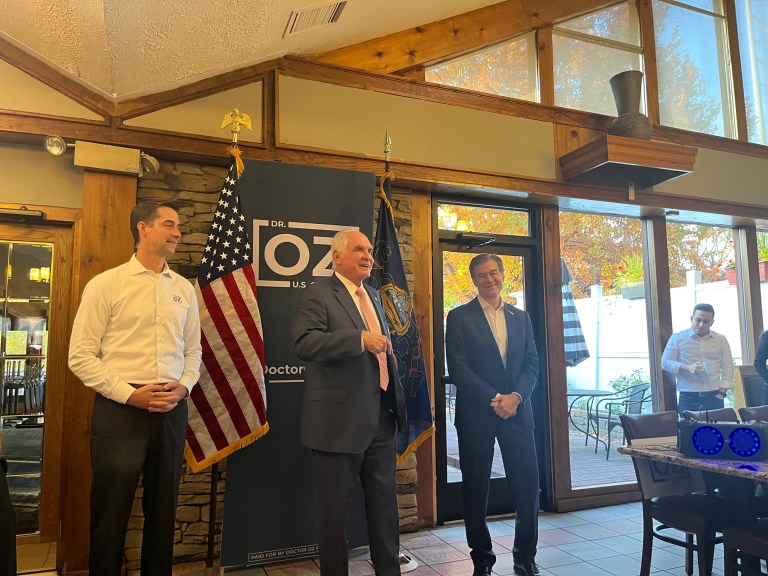 CRANBERRY TOWNSHIP, Pennsylvania â Republican Arkansas Sen. Tom Cotton with western Pennsylvania congressman Mike Kelly and Dr. Mehmet Oz.