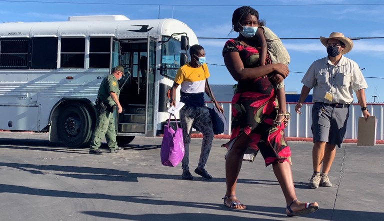 Biden administration releases Haitian migrant families at Del Rio gas station