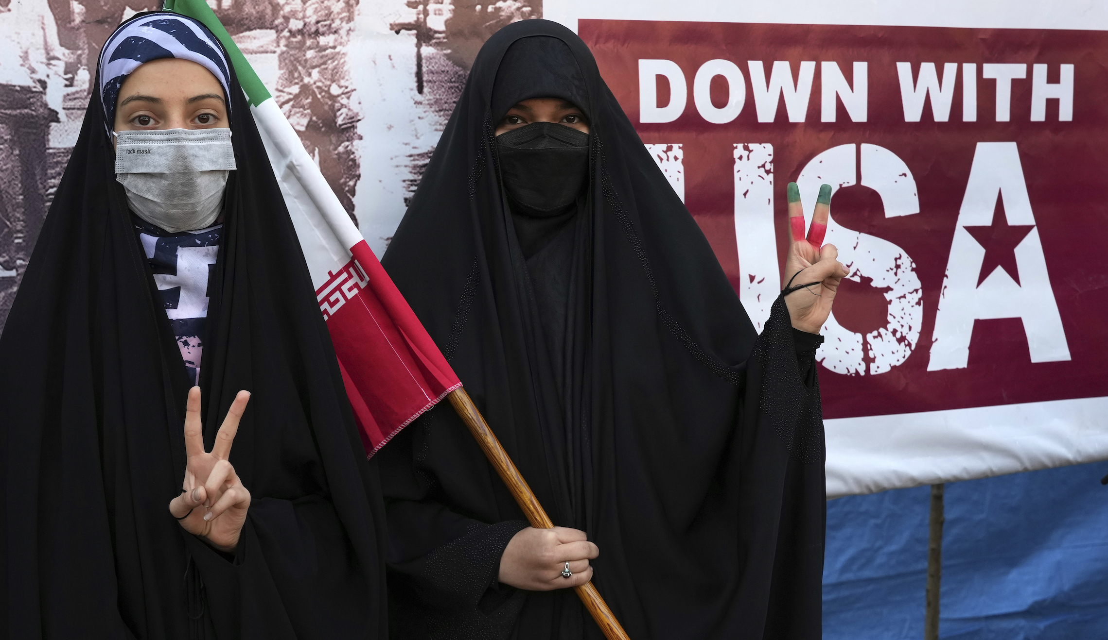 Iranian official condemns Khamenei crackdown on protesters