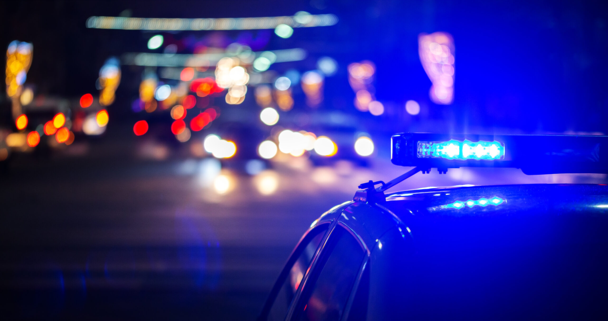 Iowa deputy shot multiple times after responding to store burglary alarm