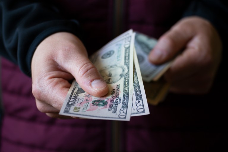 Stimulus update: Direct payment worth up to $400 to be paid to qualifying Massachusetts residents in 19 days