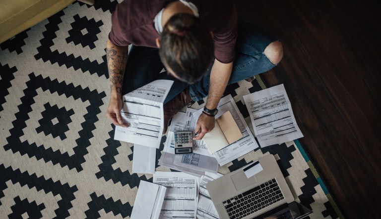 Millennials: All debt, no savings