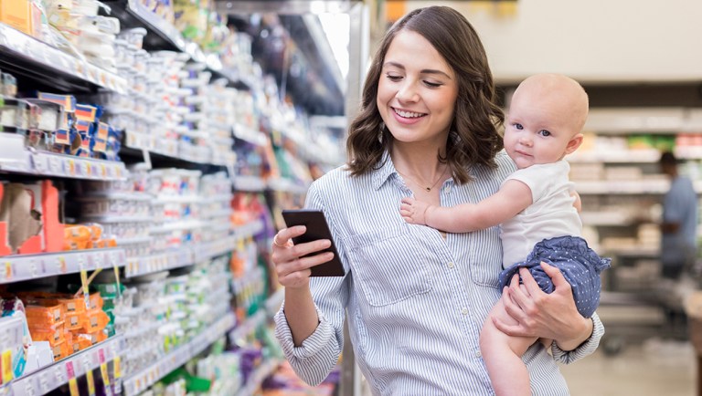 Study says if you can’t find lasting love, blame your mother