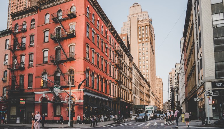 Average rent in Manhattan crosses $5,000 for first time