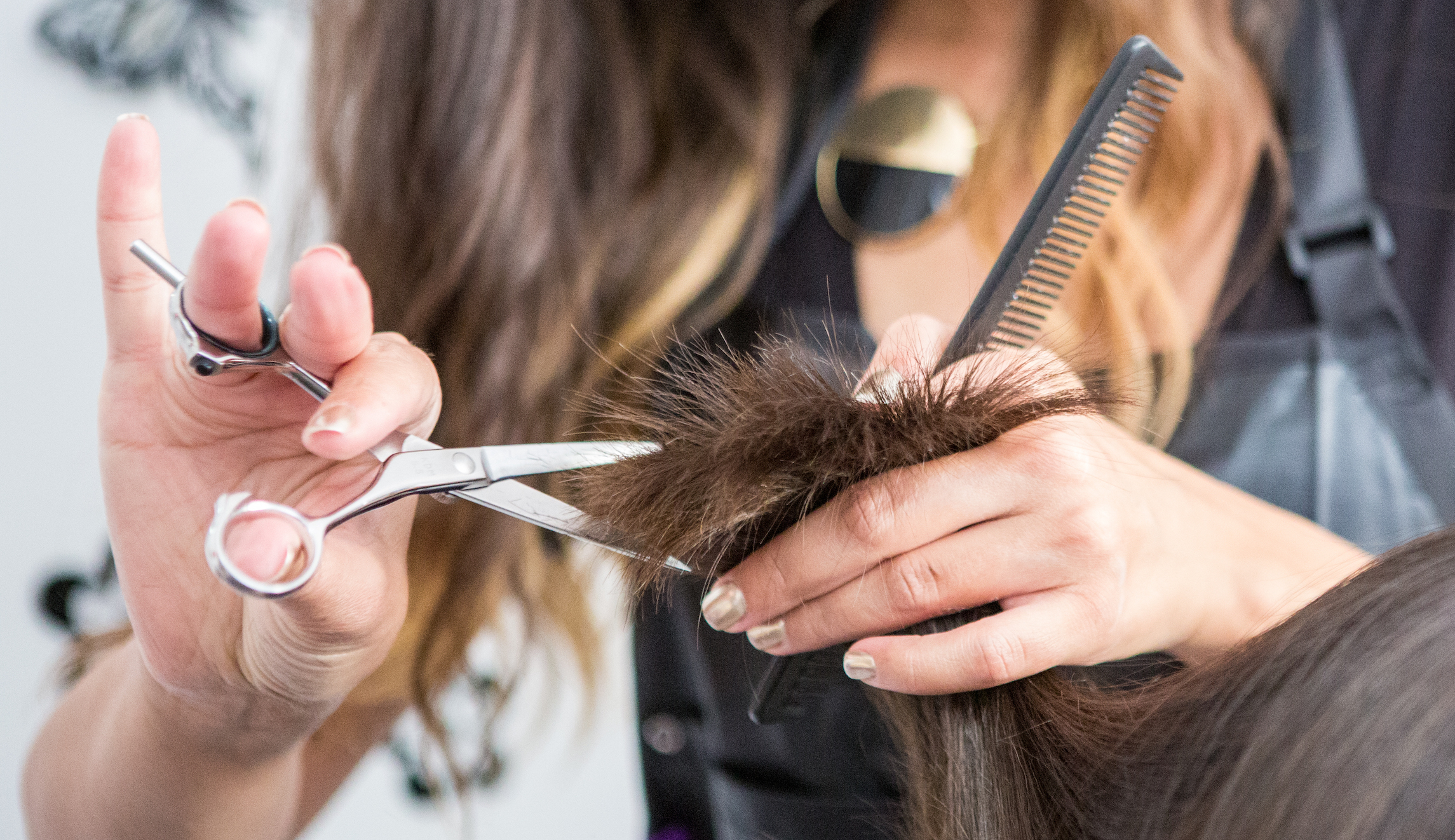 Hairdressers, cosmetologists, barbers ask Gov. Whitmer to reopen safely